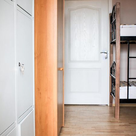 A&S Hostel Minskiy Kiev Eksteriør billede