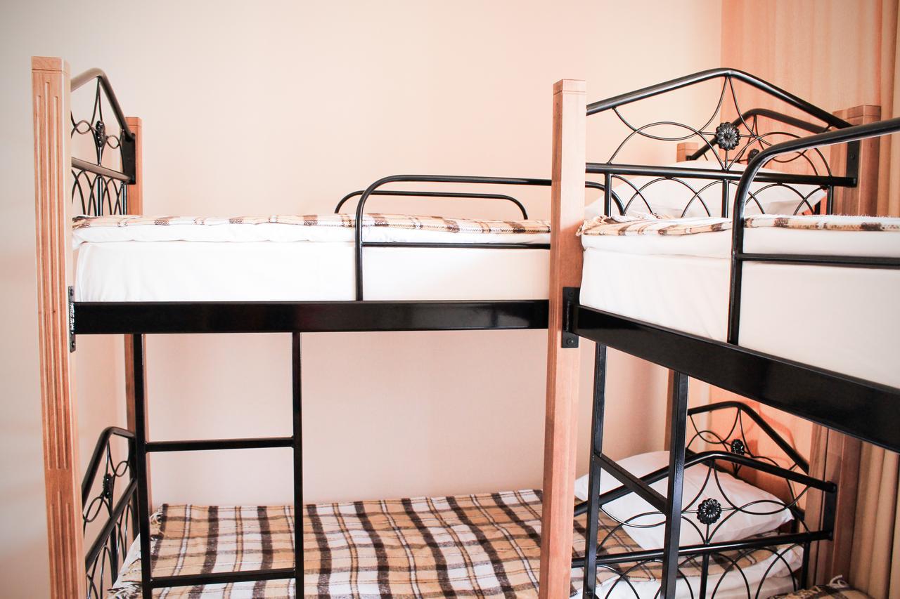 A&S Hostel Minskiy Kiev Eksteriør billede