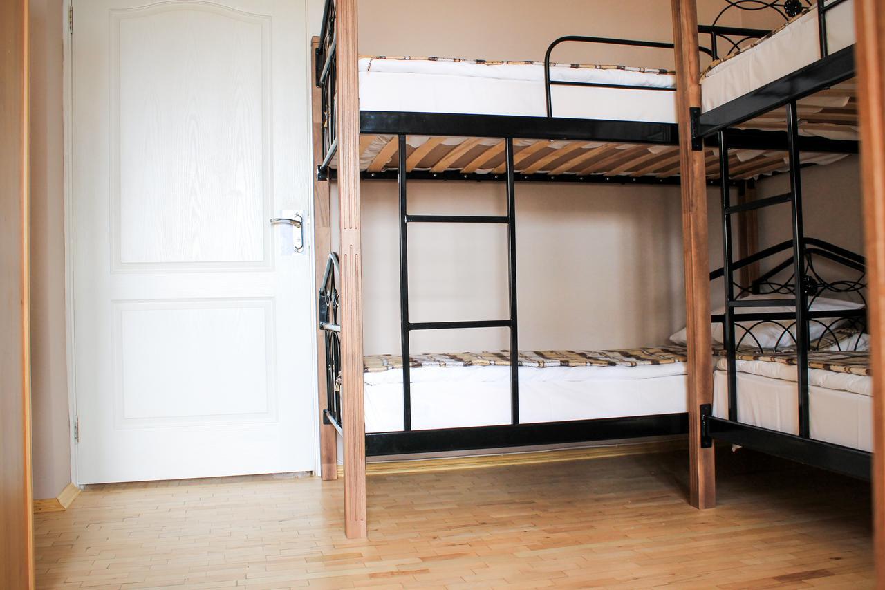 A&S Hostel Minskiy Kiev Eksteriør billede