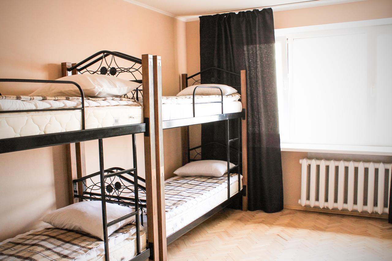 A&S Hostel Minskiy Kiev Eksteriør billede