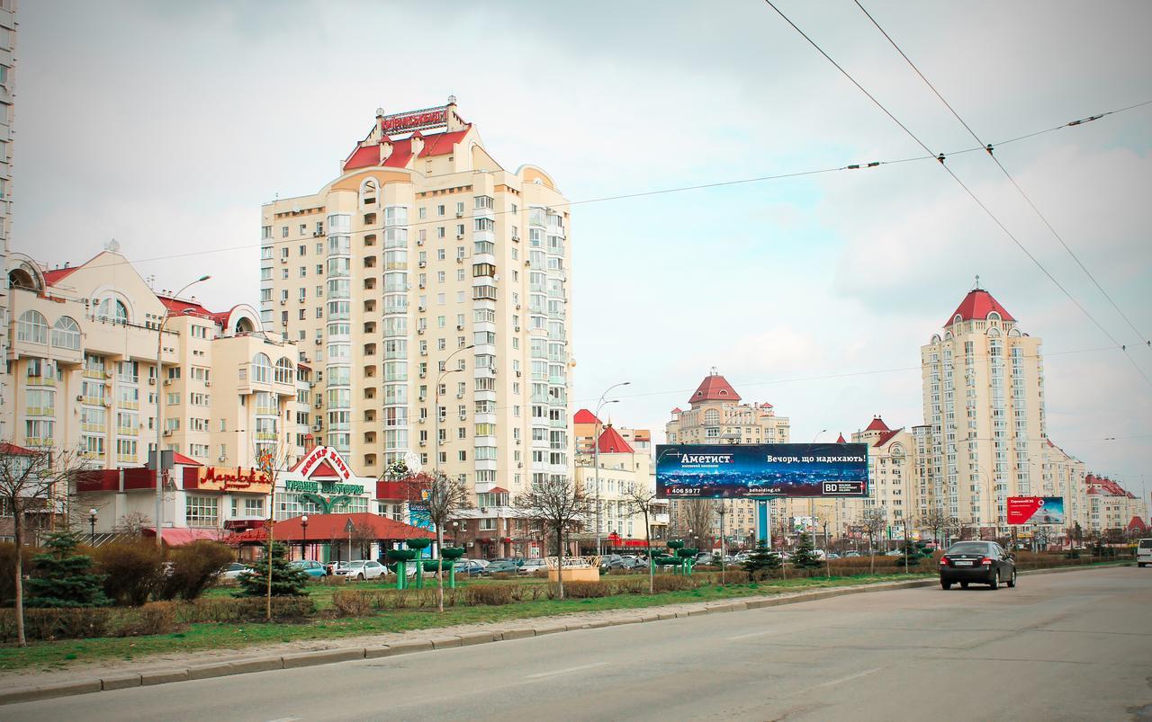 A&S Hostel Minskiy Kiev Eksteriør billede